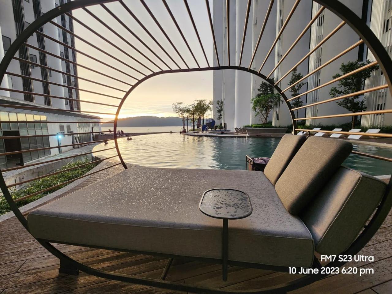 The Shore Ns Studio Suites Sea View Kota Kinabalu Exterior foto